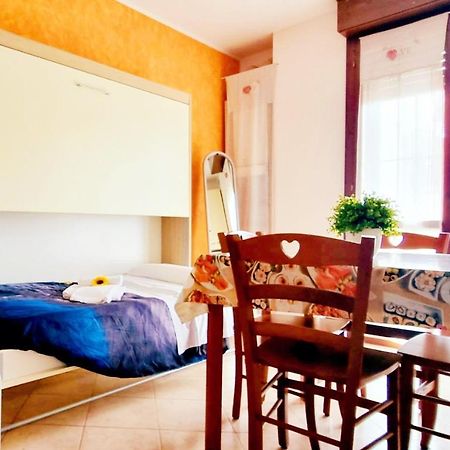Guest Holiday Filangieri 1 Reggio Emilia Bagian luar foto